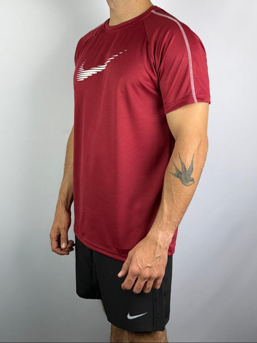 Camiseta Dry Fit Nike ATACK