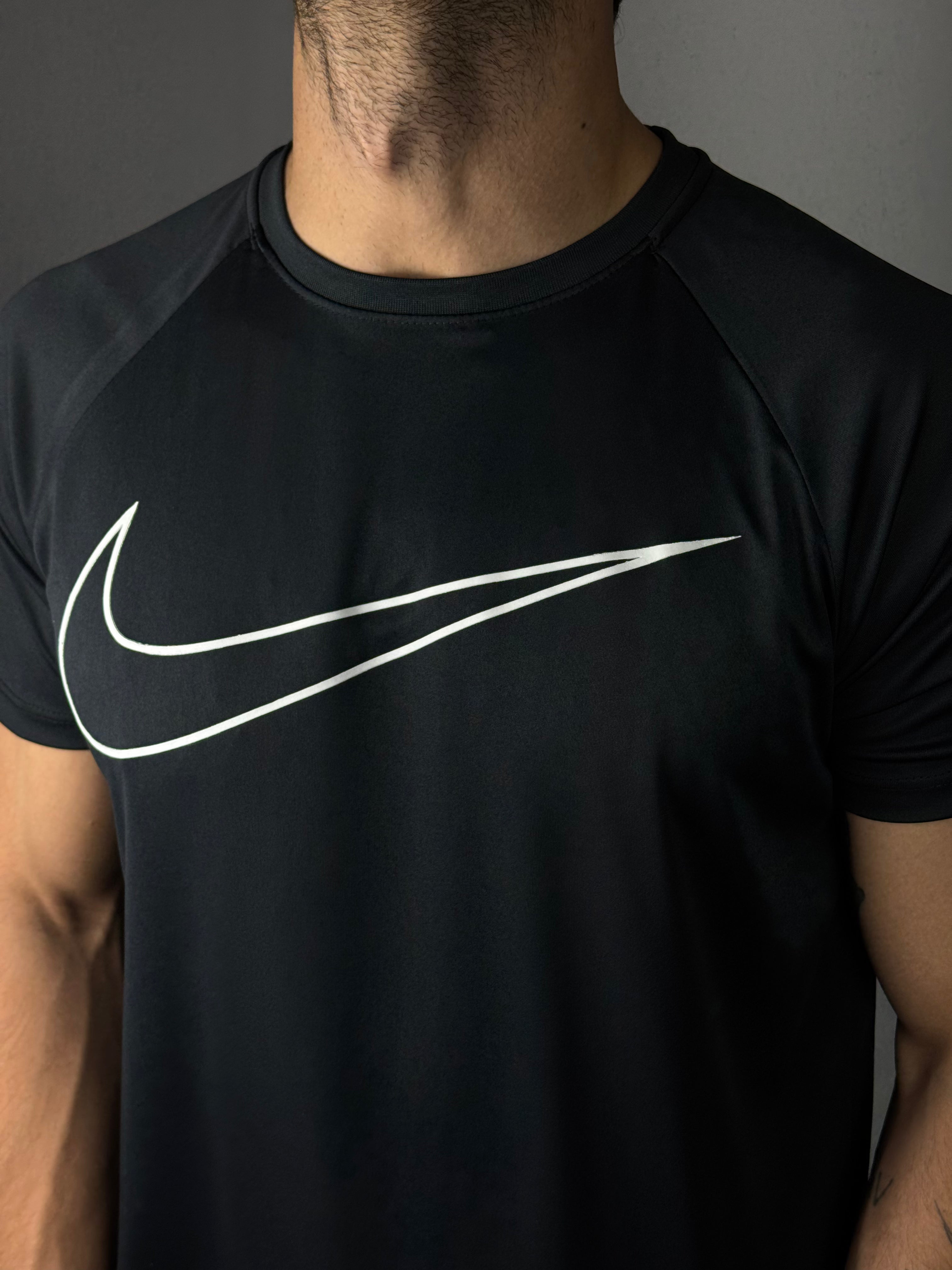 Dry Fit TECH UV+ Nike Pass